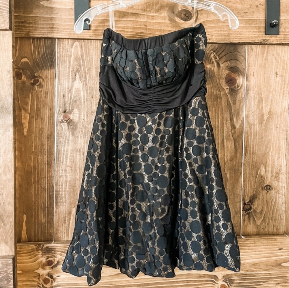 TWENTY ONE, Gold Bubbly Lace, Strapless, Cocktail Dress size S